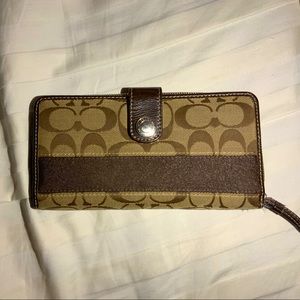 Coach wallet